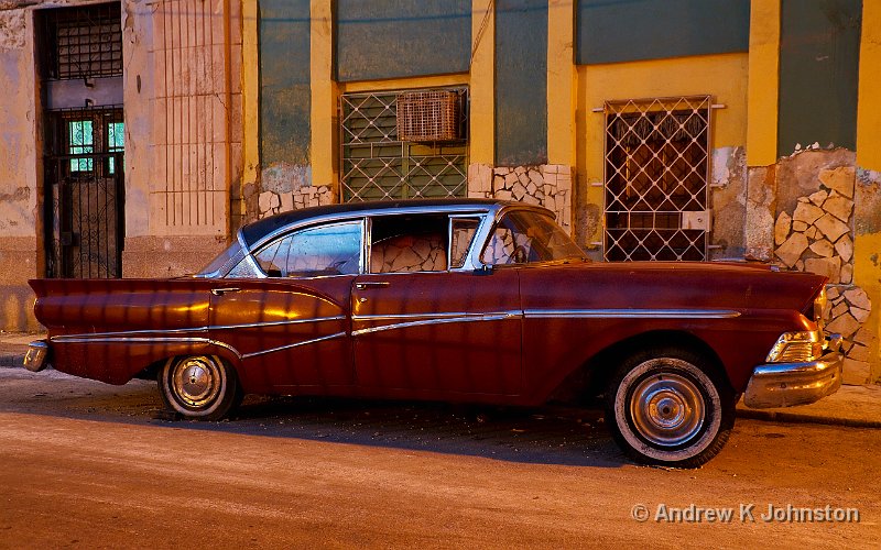 1110_7D_2641.JPG - Old car at sunrise in the backstreets of Hanana - the "tiger stripes" are shadows from a fence