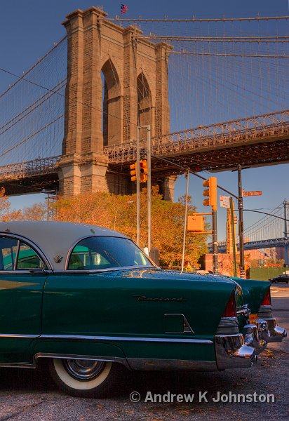 1008_40D_5228.jpg - The Brooklyn Bridge and an old car, New York