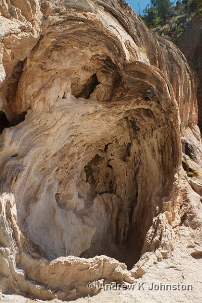 1012_7D_1451.jpg - The soda dam near Jemez Springs, New Mexico