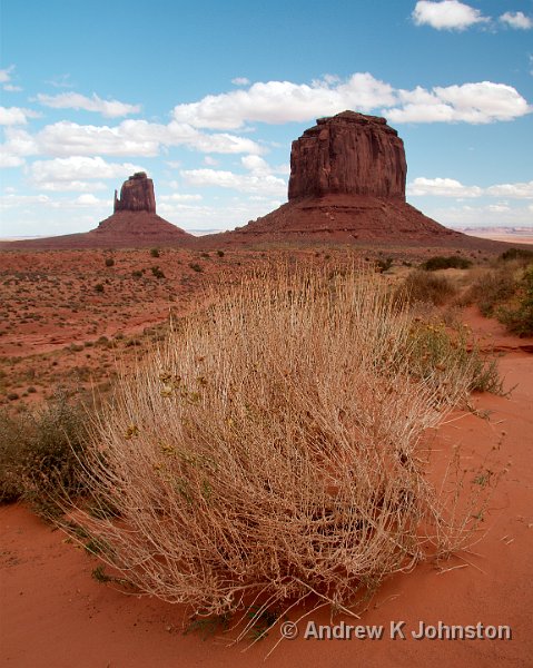 1007_350D_7992.JPG - Inside Monument Valley Tribal Park, Arizona