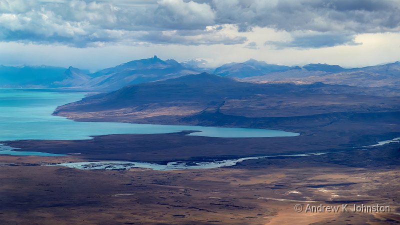 230211_RX100m7_01998-topaz-denoise-sharpen.jpg - Aerial View Approaching El Calafate