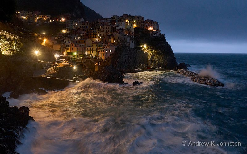 240927_G9ii_1006520.jpg - Manarola - Stormy Waters!